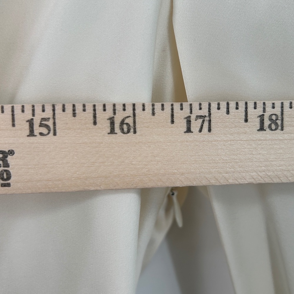 Theory Revolve Ivory Soft Satin LS Twist Blouse V-Neck Long Sleeve Top Size 6 - Picture 11 of 11